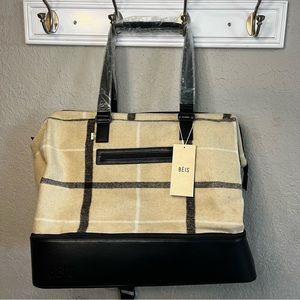 New with tags BEIS Plaid Weekender